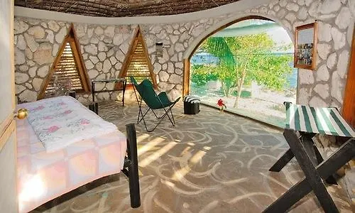 Hotel Jackies On The Reef Negril 3*,